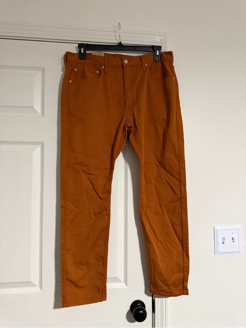Levis slim tapered